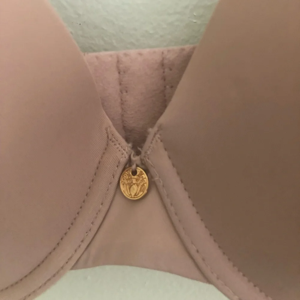 Natori ✨️ Women's Tan Bra Size 32D